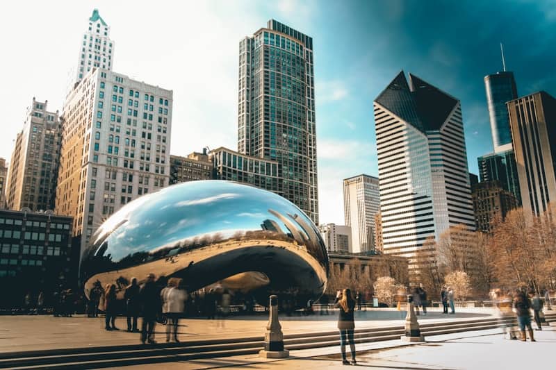 Chicago vs. Suburbs: Making the Right Choice